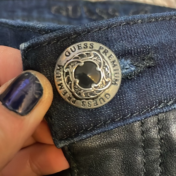 Guess leather stretch power jeans - Picture 3 of 10